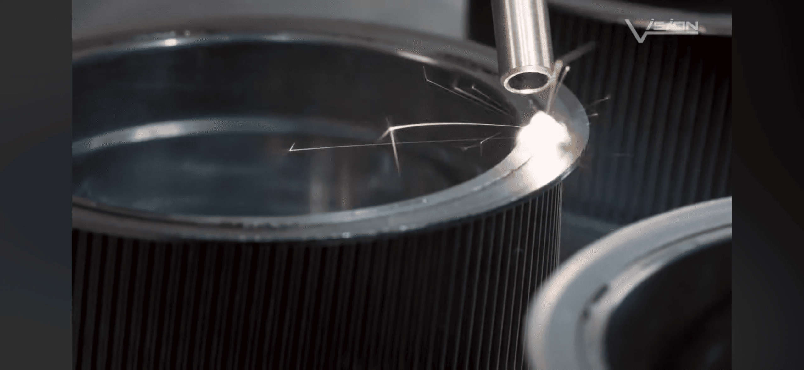 Vision Lasertechnik: conheça as vantagens da micro solda a laser na indústria